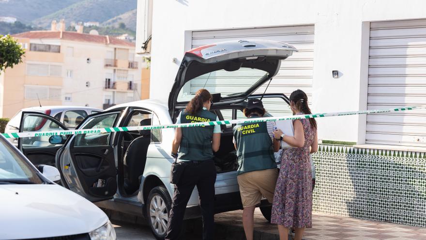 La mujer herida por su marido en Torrox, grave pero estable