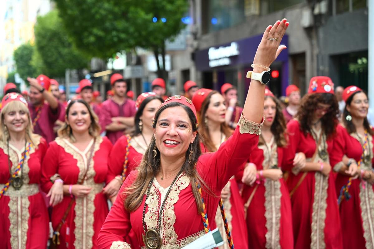 Un recibimiento a las Fiestas de Elche por todo lo alto Un recibimiento a las Fiestas de Elche por todo lo alto