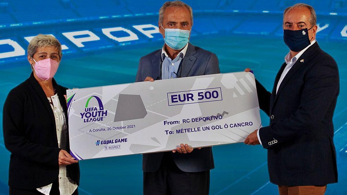 El Deportivo dona al Oncológico la recaudación del Juvenil-Pogon  | L. O.