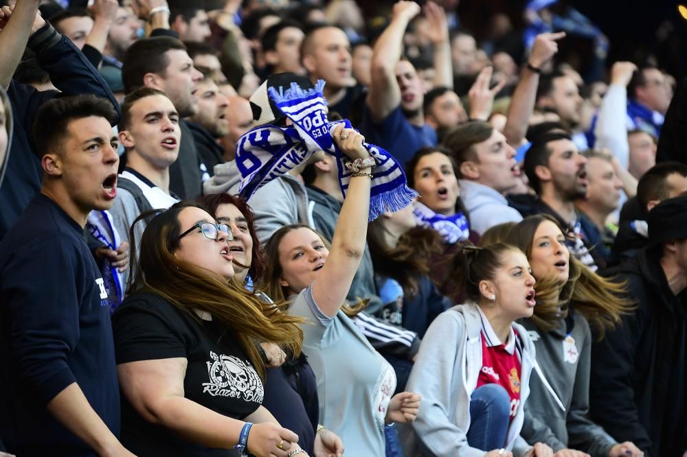 La afición disfrutó del derbi hasta el 0-1