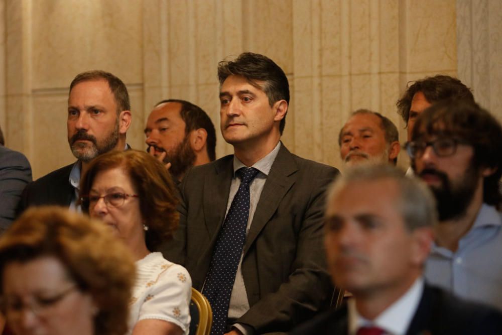 El alcalde de Málaga afronta su sexto mandato con el apoyo de Ciudadanos, al que integra en el gobierno.