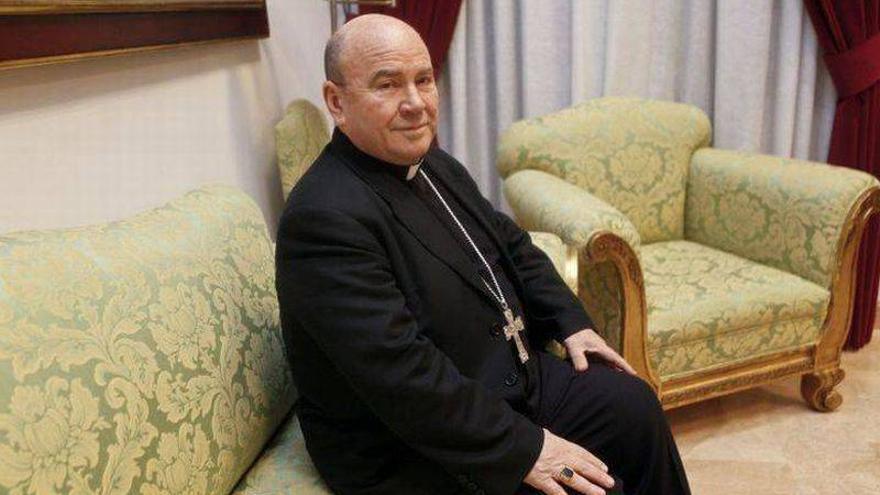 El arzobispo de Zaragoza, Manuel Ureña, dimite por motivos de salud