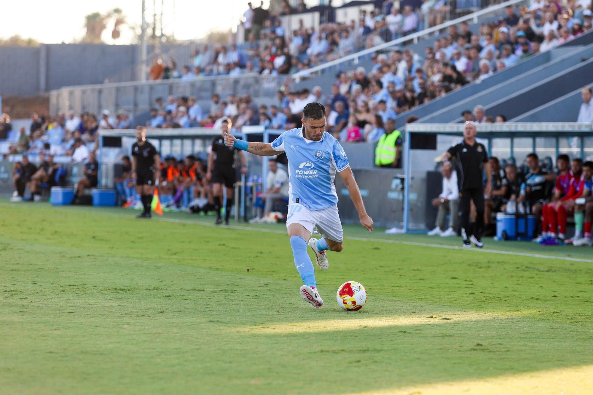Mira aquí todas las fotos del partido de la UD Ibiza de hoy