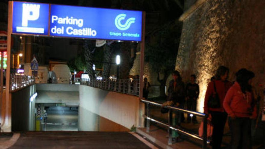 El parking del Castillo de Santa Pola, en una imagen de archivo