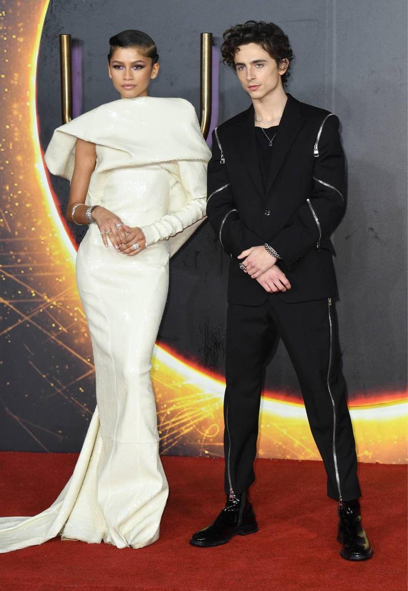 Zendaya y Timothée Chalamet en el estreno de 'Dune' en Londres