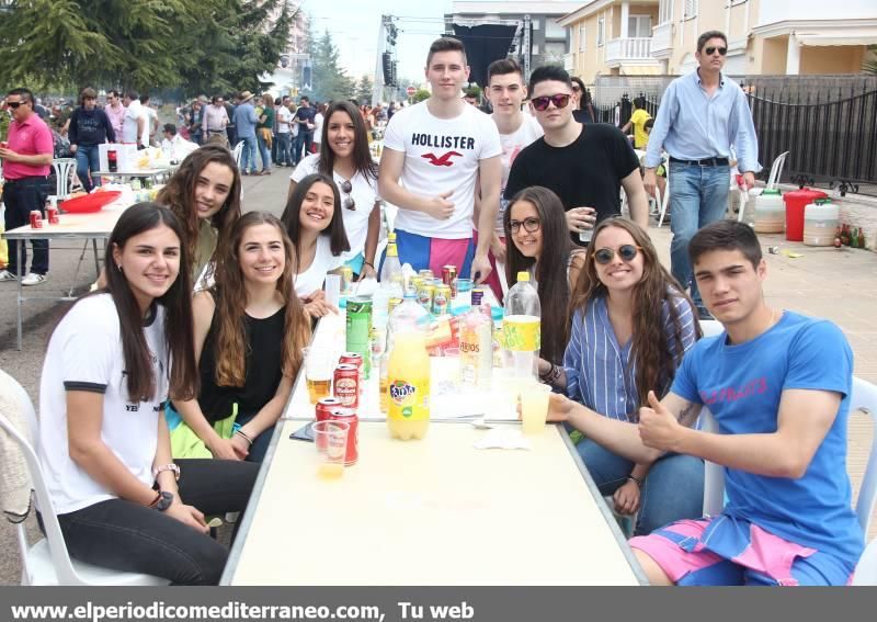 Nules se vuelca con la fiesta de las paellas