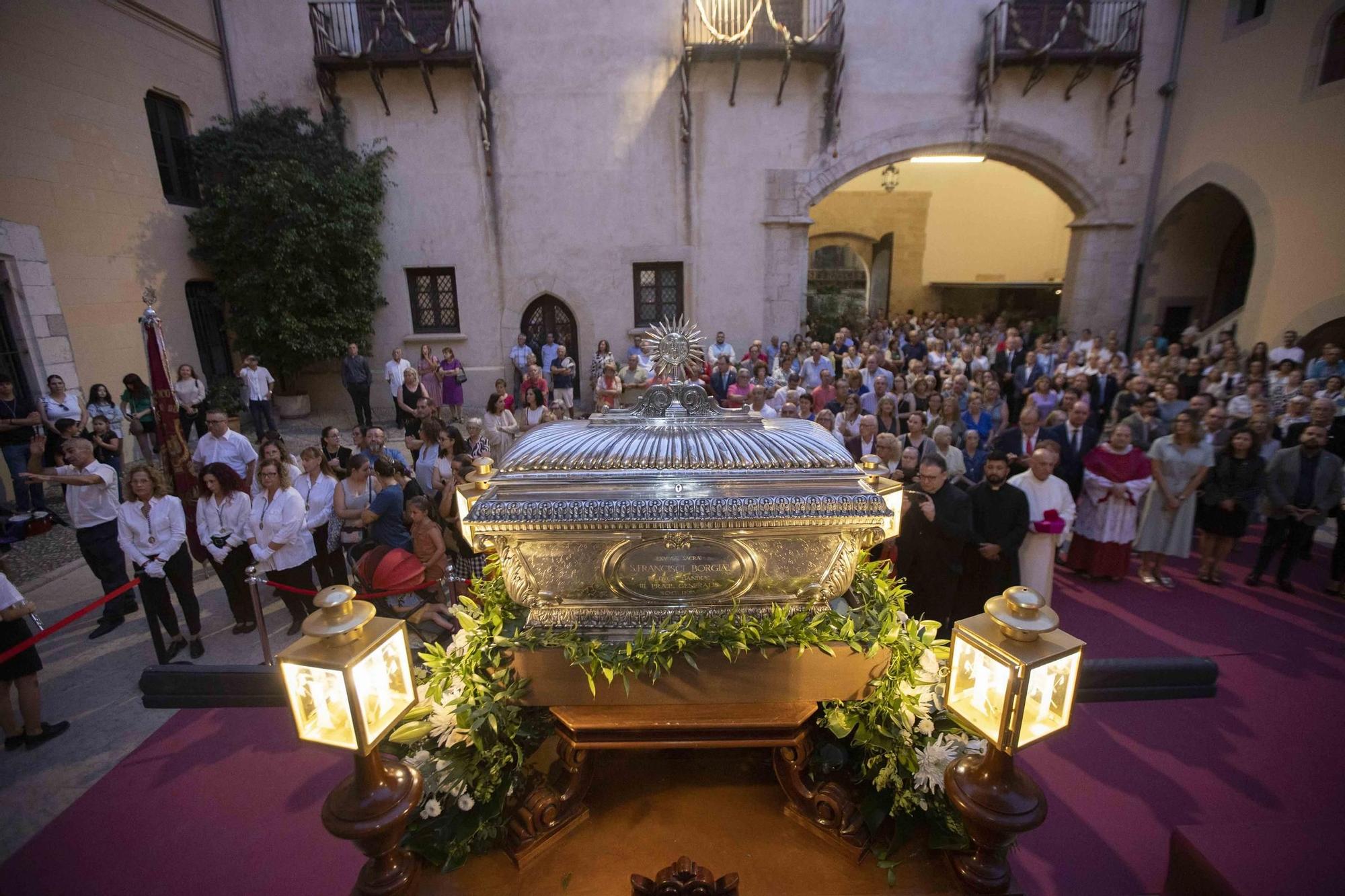 Así ha recibido Gandia las reliquias del patrón San Francisco de Borja