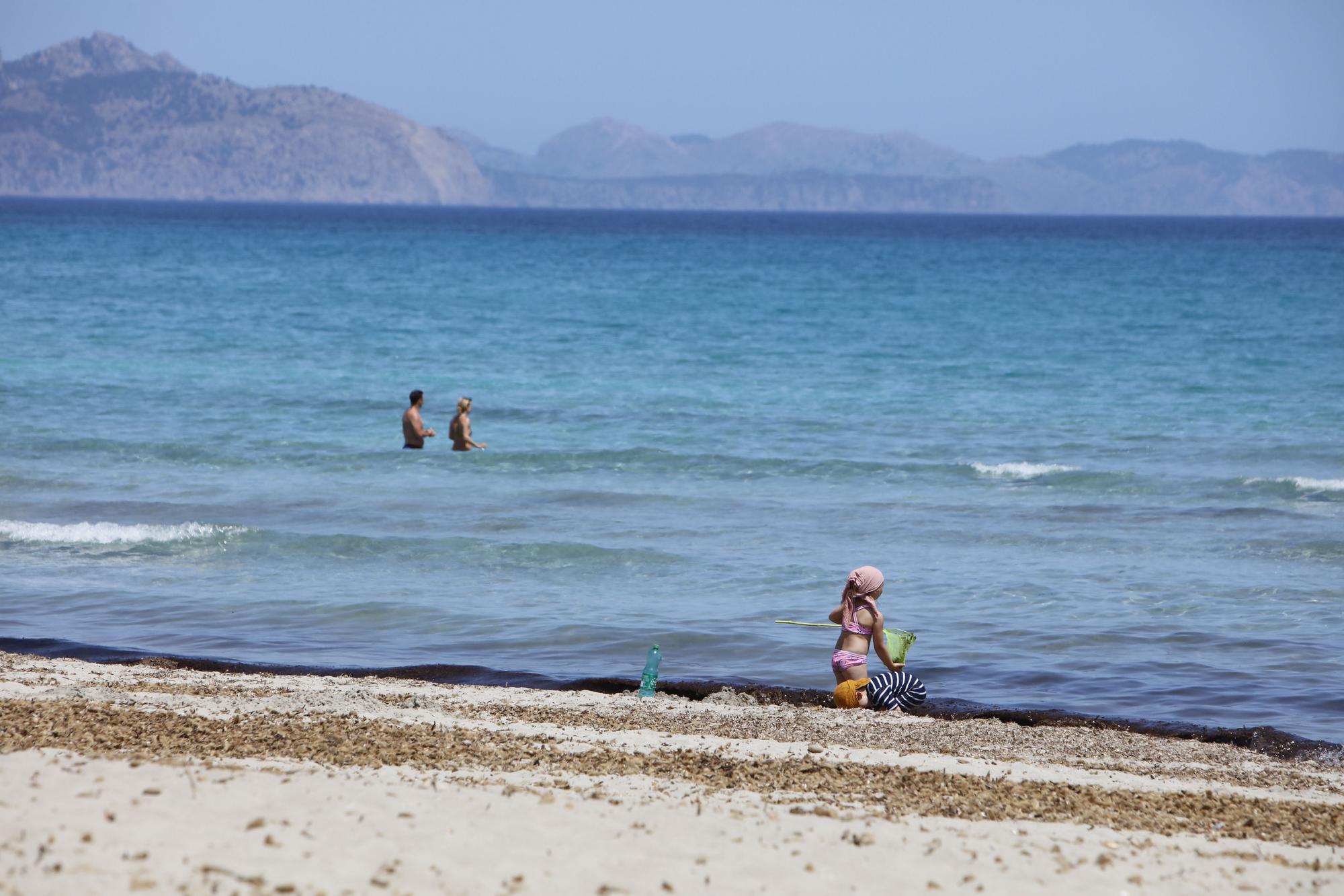 Son Serra de Marina auf Mallorca: Urlaubsfeeling am Naturstrand ohne Massenabfertigung