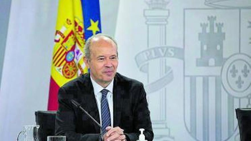 Campo va anunciar el canvi de criteri del Govern.