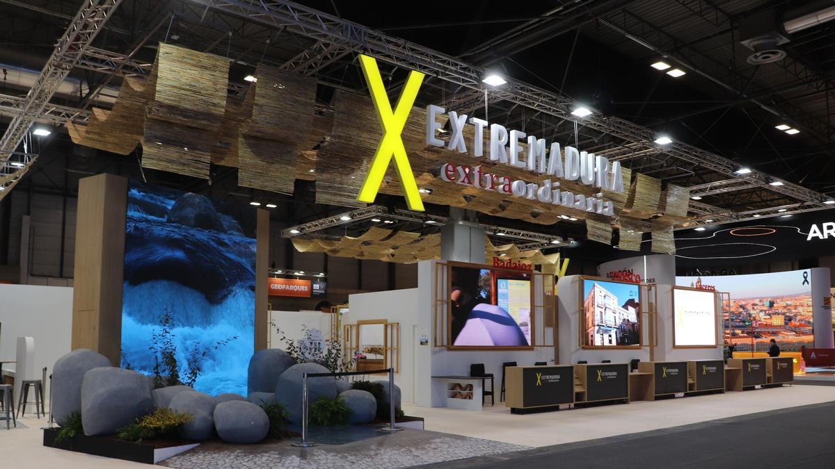 Fachada del estand de Extremadura en Firur 2026.