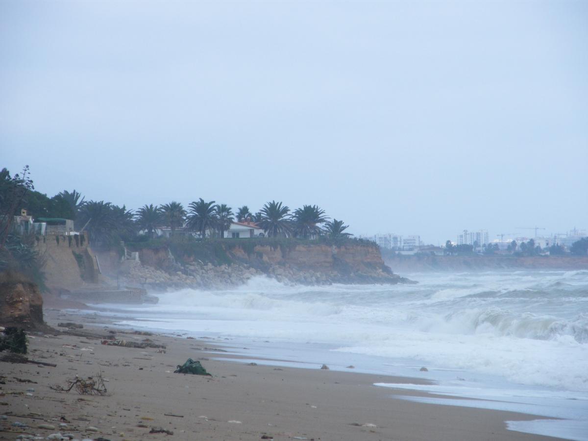 Imagen de archivo del litoral de Benicarló afectado en un temporal de mar.