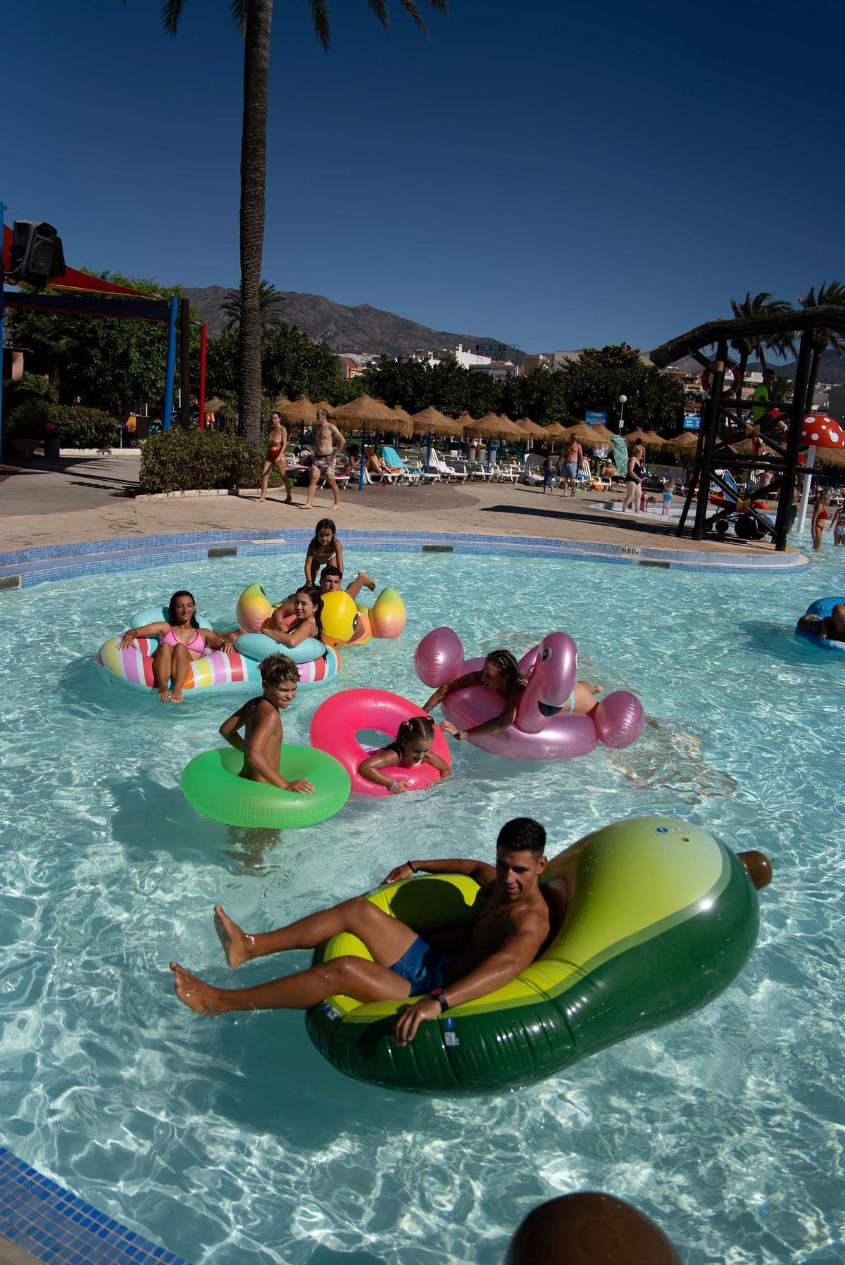 Aquanmijas ha renovado sus instalaciones para celebrar con el público sus 40 años de existencia