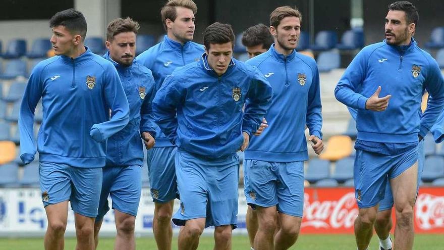 Loureiro, Mouriño, Mateu, Miki, Bruno y Portela, en un entrenamiento en Pasarón. // Rafa Vázquez