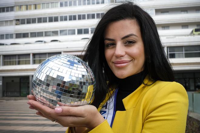 Candidata a Reina del Carnaval de Las Palmas de Gran Canaria: Lola Ortiz