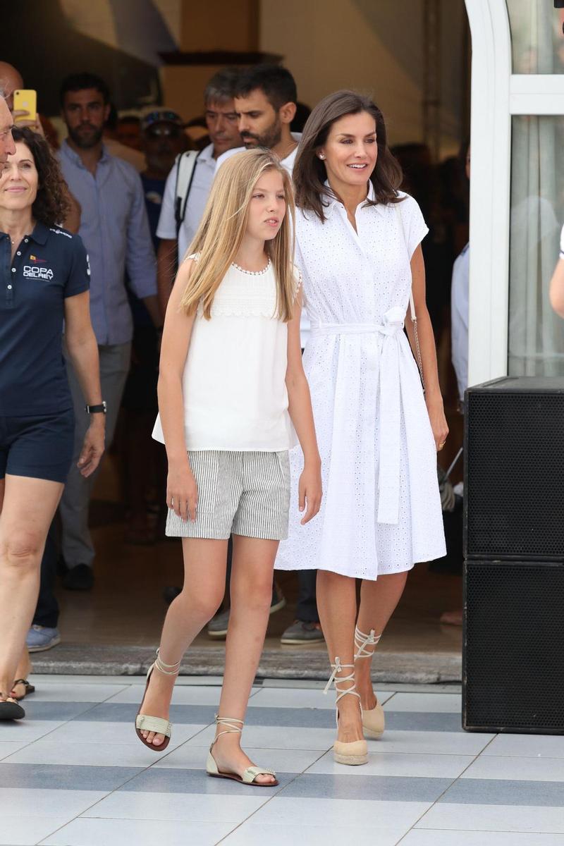 Letizia Ortiz y la infanta Sofía en Mallorca