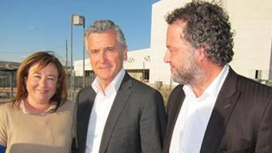 Plata dice que el PP quiere privatizar el C4