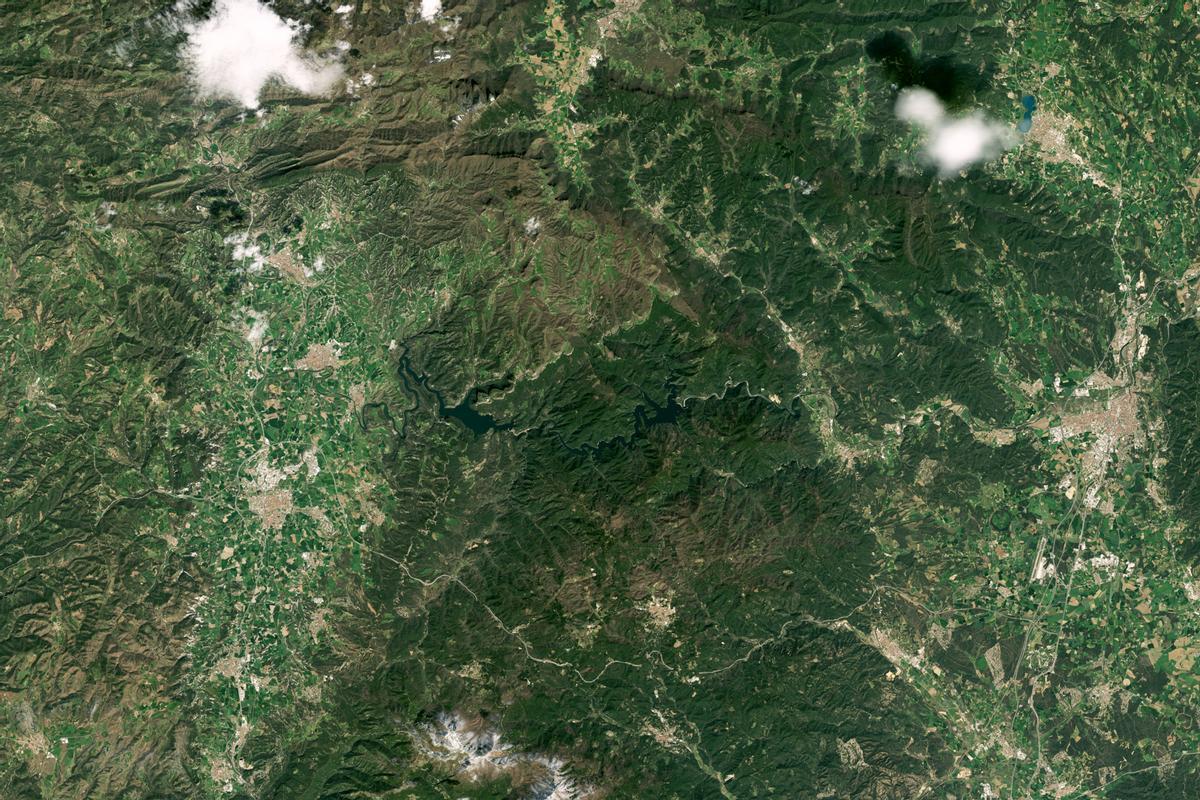Imatge de satèl·lit dels pantans de Sau i Susqueda presa el 21 de març del 2021