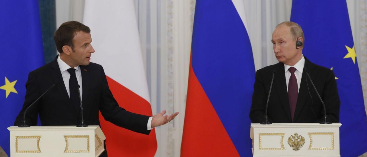 Macron y Putin comparecen tras su fracasado encuentro previo a la invasión.