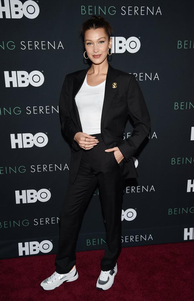 Bella Hadid en la presentación de 'Being Serena'