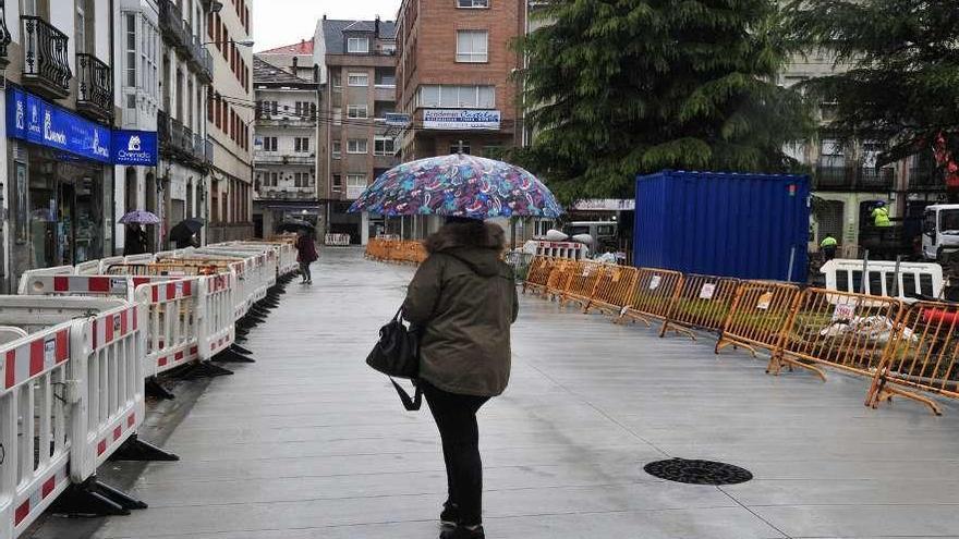 La zona peatonal de la Praza da Independencia ayer por la tarde. // Iñaki Abella