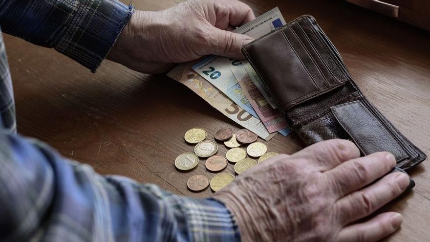 Hacienda recorta la subida de las pensiones al incrementar las retenciones.