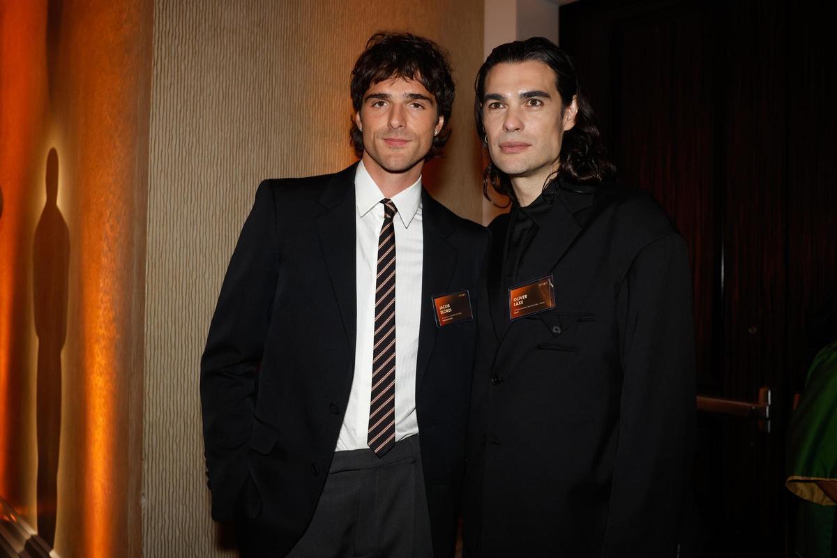Jacob Elordi con Óliver Laxe en el almuerzo previo a los Oscar