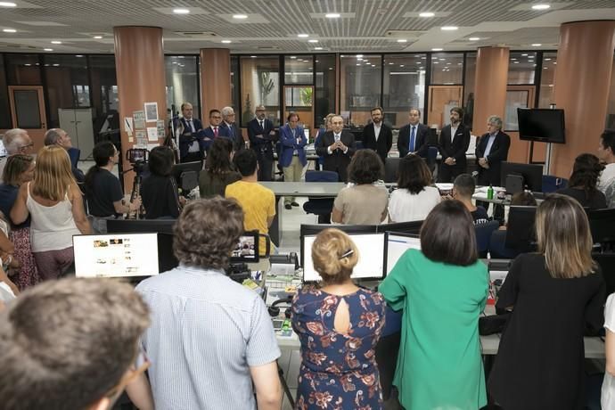 03.10.19. Las Palmas de Gran Canaria. Visita de F. Javier Moll de Miguel, presidente del Grupo Prensa Iberica,  a la redacción e instalaciones de La Provincia . Foto Quique Curbelo  | 03/10/2019 | Fotógrafo: Quique Curbelo