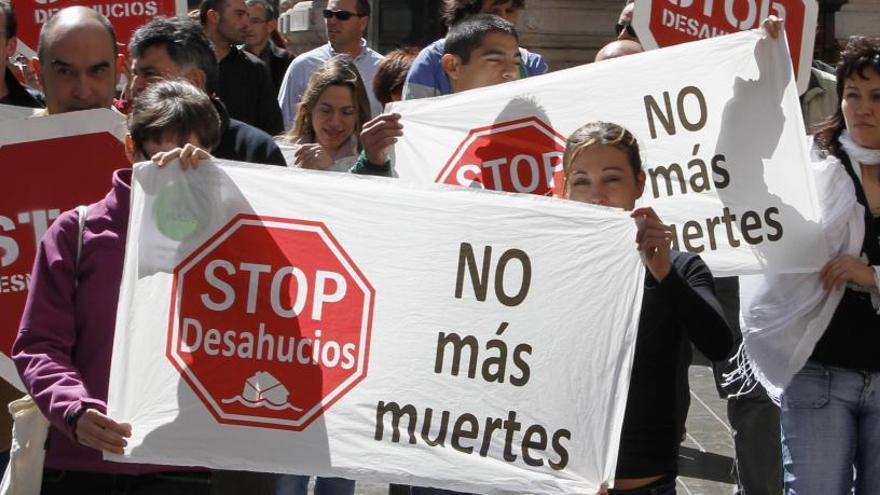 Una protesta contra los desahucios en Valencia.