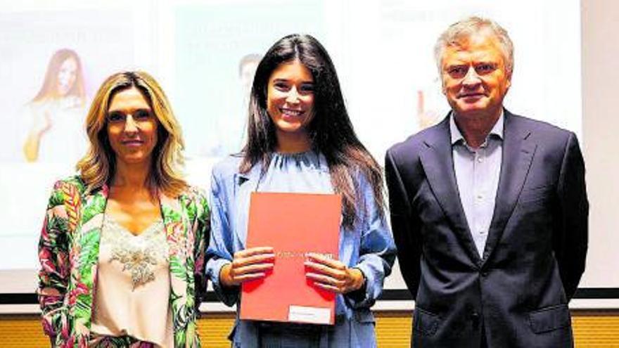 Mapfre Guanarteme premia a once jóvenes con becas de excelencia