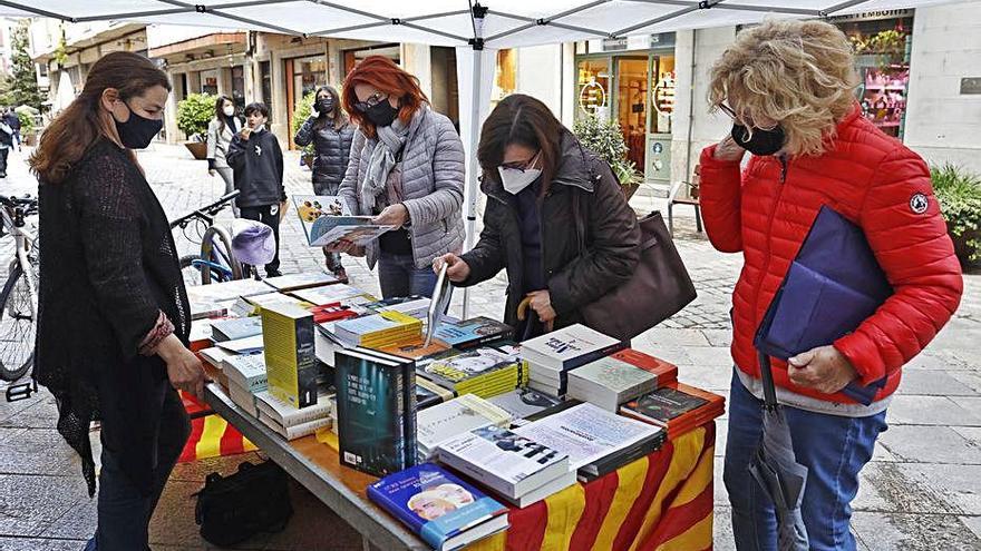 Les llibreries escalfen motors per Sant Jordi