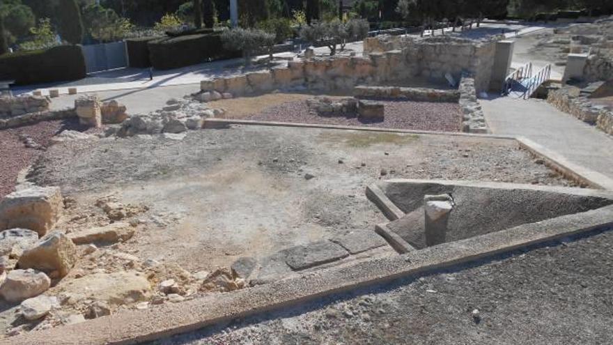 Restos de la puerta de acceso a la ciudad, donde se van a realizar las prospecciones para conocer los tres accesos que hubo a lo largo de la historia.