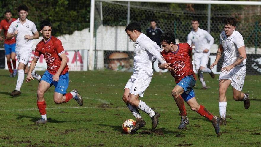 Los aspirantes al ascenso no fallan: así fue la jornada 21 en el grupo asturiano de Tercera Federación