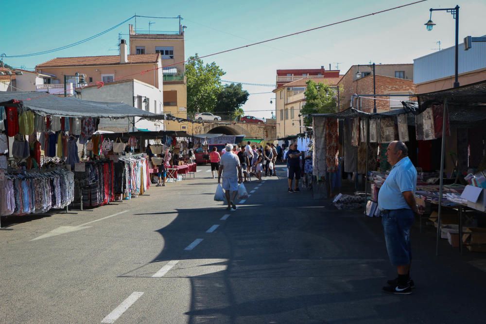 El municipio celebra el día de San Hipólito con los actos de la ofrenda, la presentación de armas y la procesión