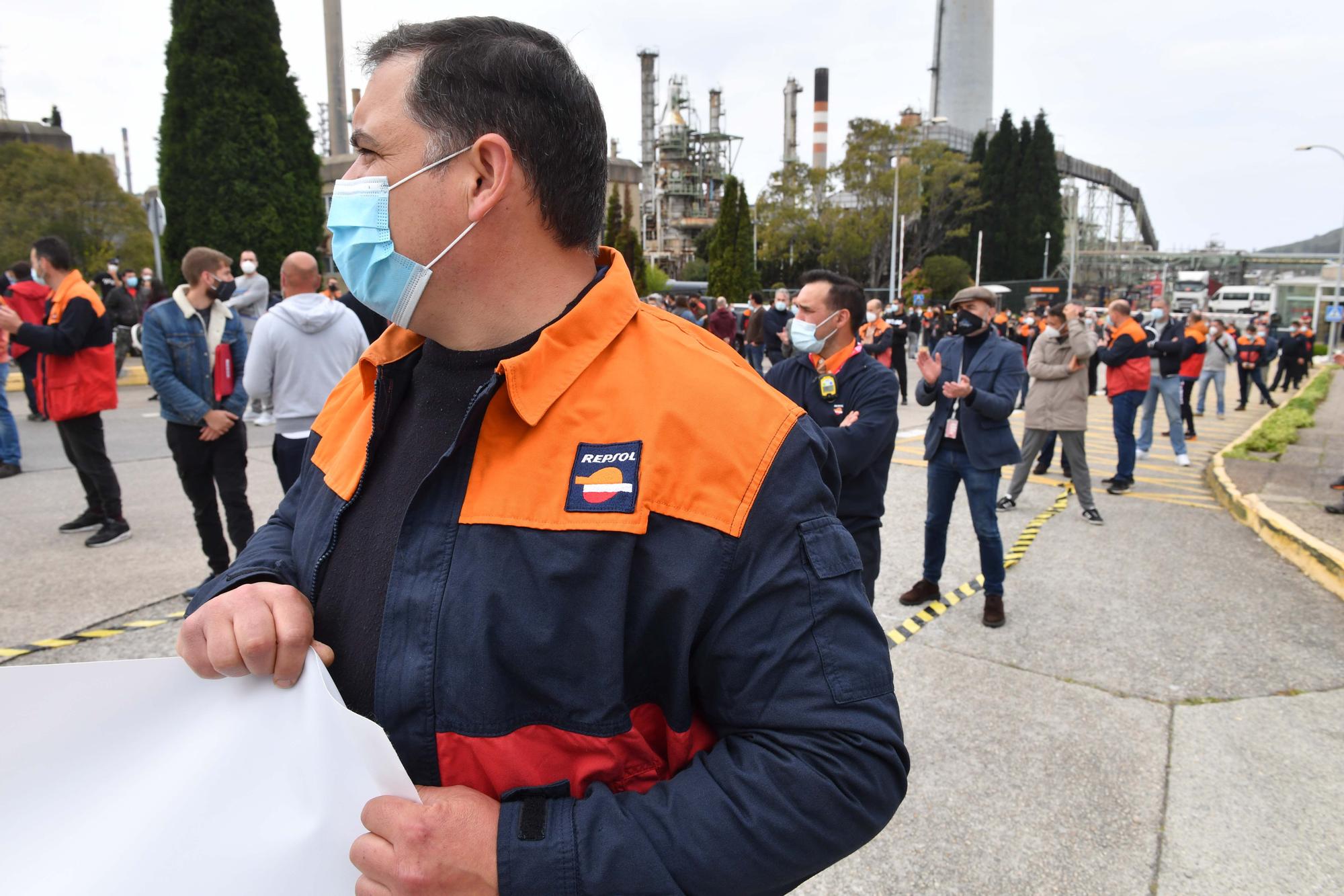 Concentración de trabajadores de la refinería