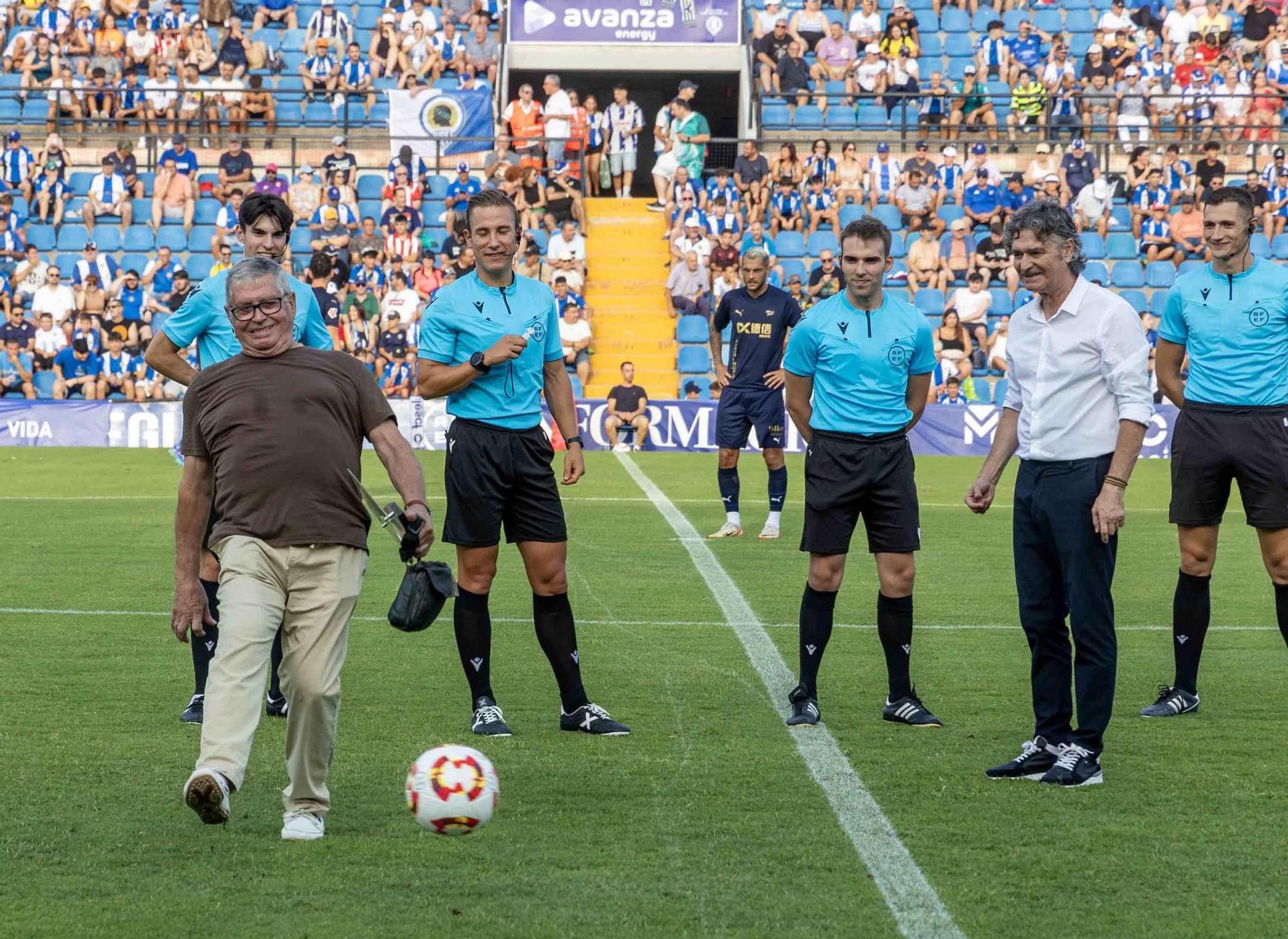 El Hércules celebra el 50 aniversario del Rico Pérez ganando el Trofeo Ciudad de Alicante ante el Alavés