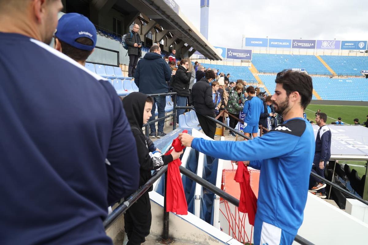 Así ha sido el entrenamiento de puertas abiertas del Hércules CF Así ha sido el entrenamiento de puertas abiertas del Hércules CF