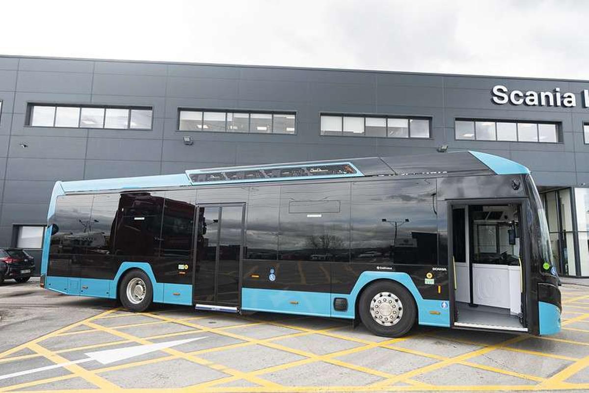 Bus con carrocería 75CS de Castrosua para Gran Canaria.