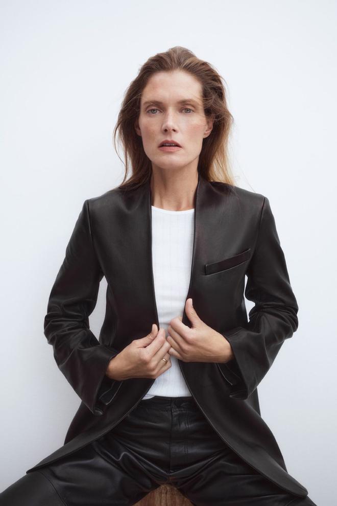 Blazer de piel de Zara