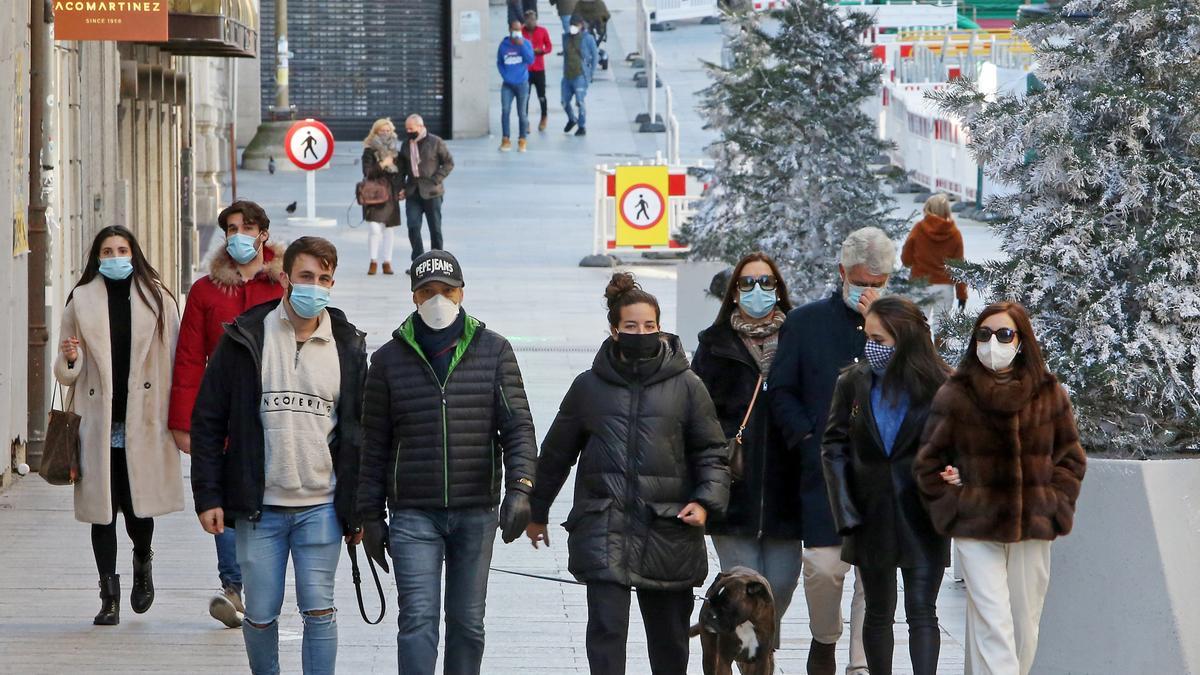 Vigo disfruta del día de Navidad al sol