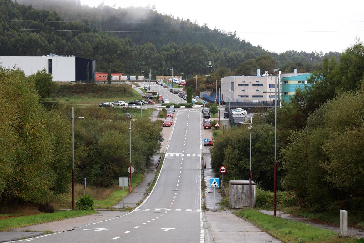 Vista de una de las carreteras que atraviesa el polígono y en la que se celebran carreras.
