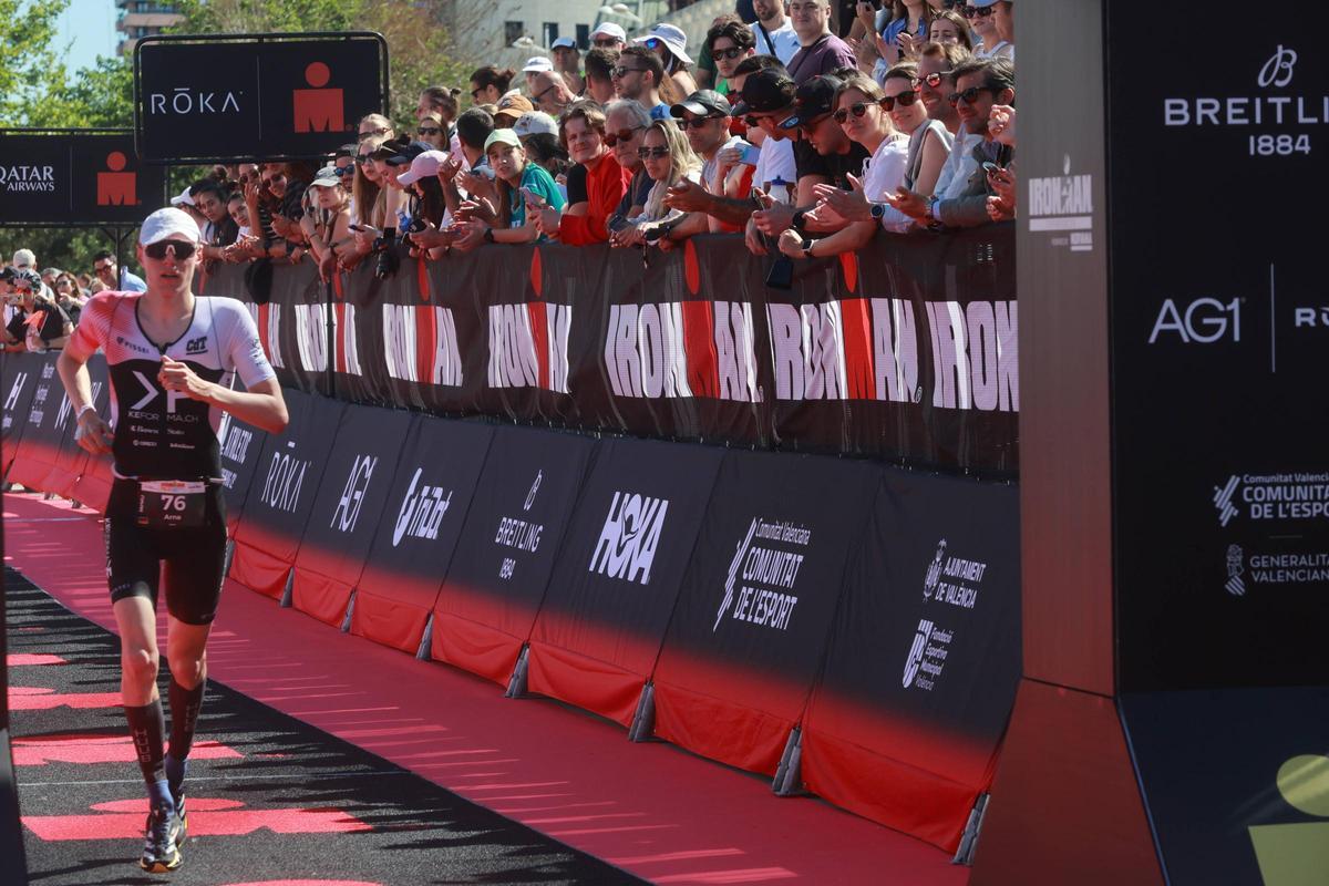 València se consolida en el Circuito Iromnan