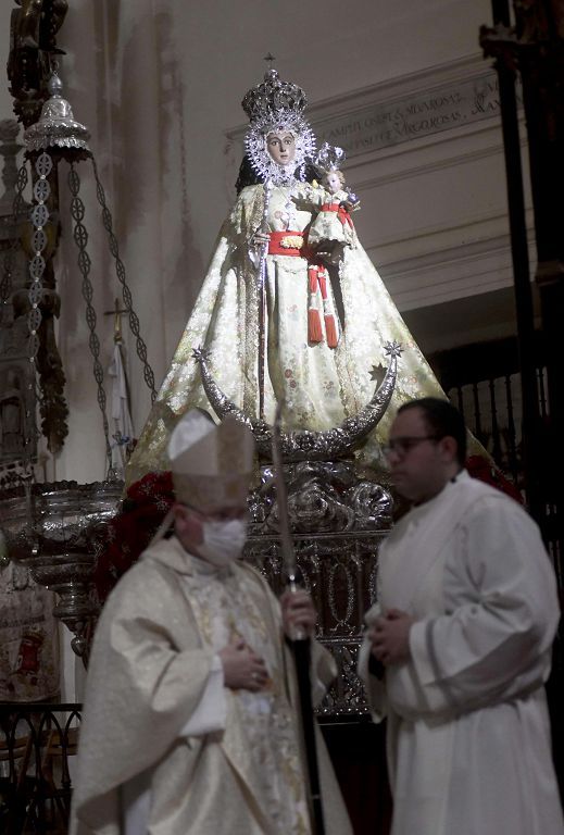 Así ha sido el regreso de la Virgen de la Fuensanta a su monasterio en Algezares