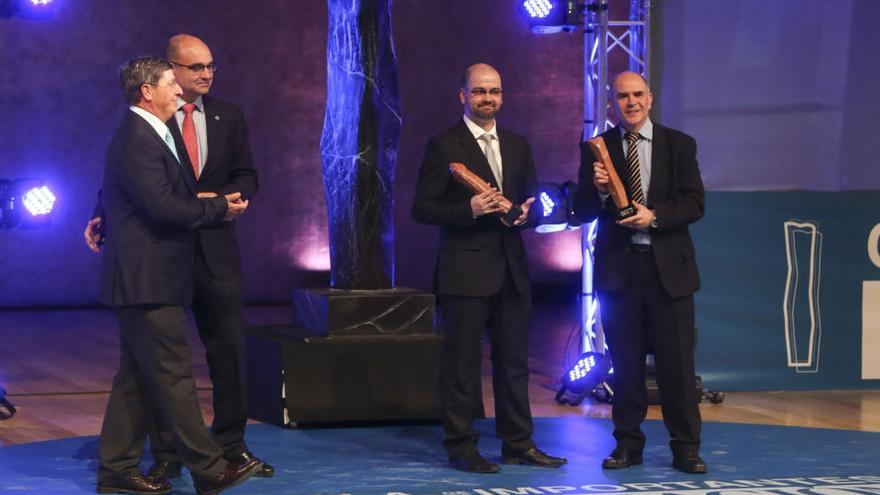 José Antonio Jofre y Eduardo Fernández recogen el premio