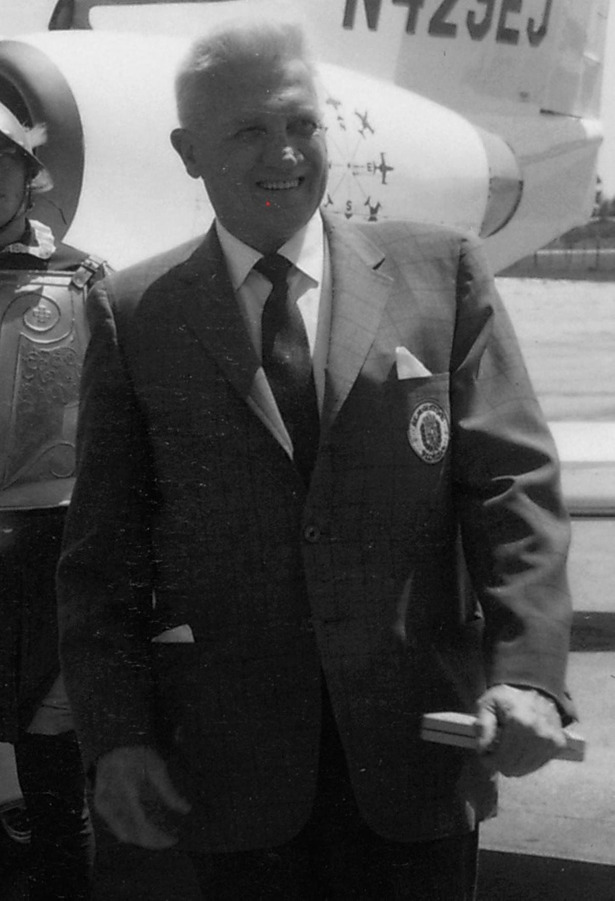 James S. Lindsey