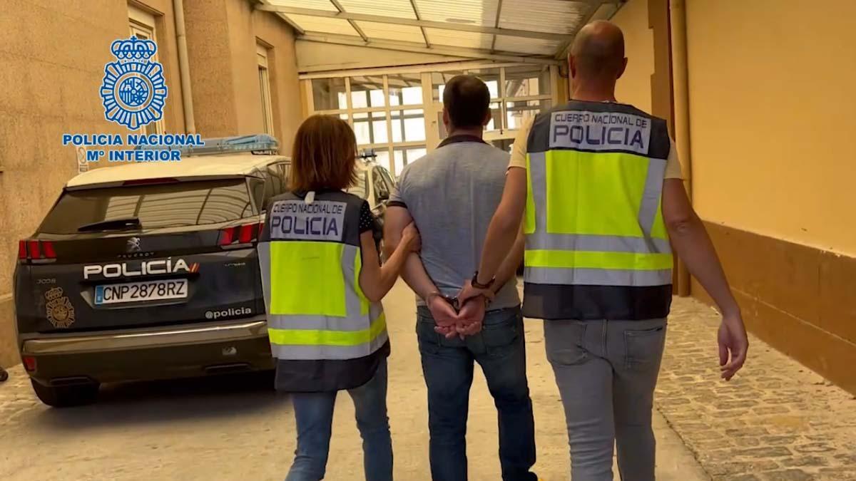 Dos detenidos en Ferrol por la venta ilegal de medicamentos abortivos.
