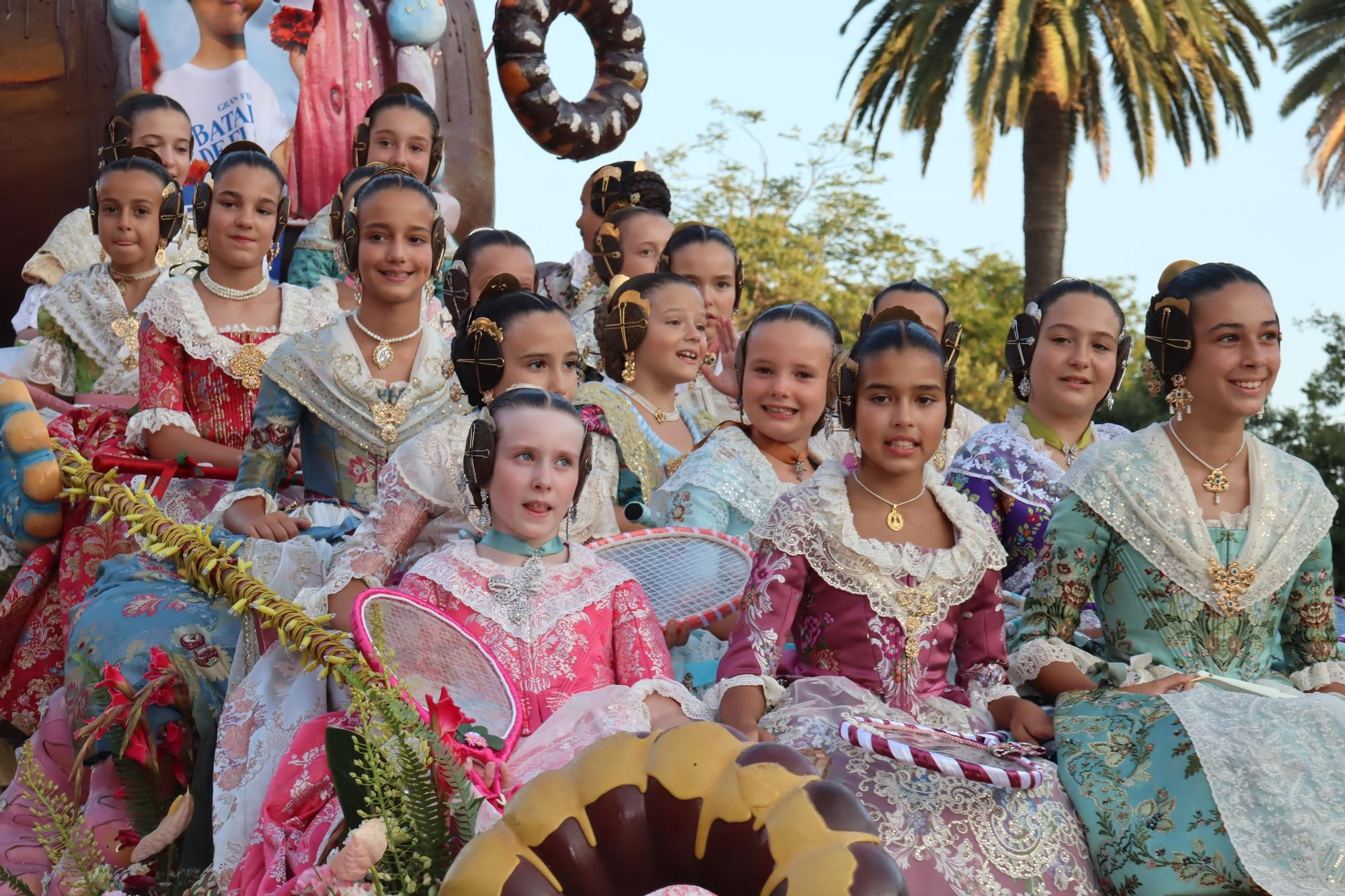 La Batalla de Flores de las candidatas a Fallera Mayor Infantil de València 2026
