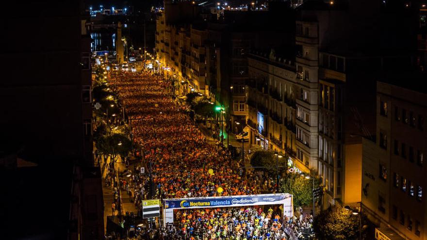 Salida de la 15K Nocturna de 2017.