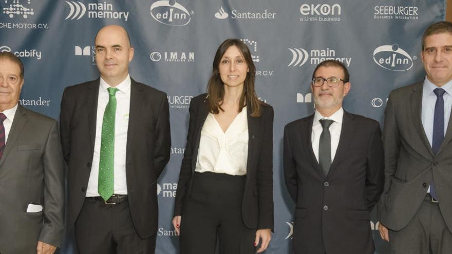 Premios del clúster del automóvil AVIA