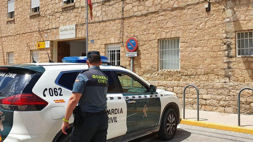 Imagen de archivo de un guardia civil en el cuartel de Novelda.