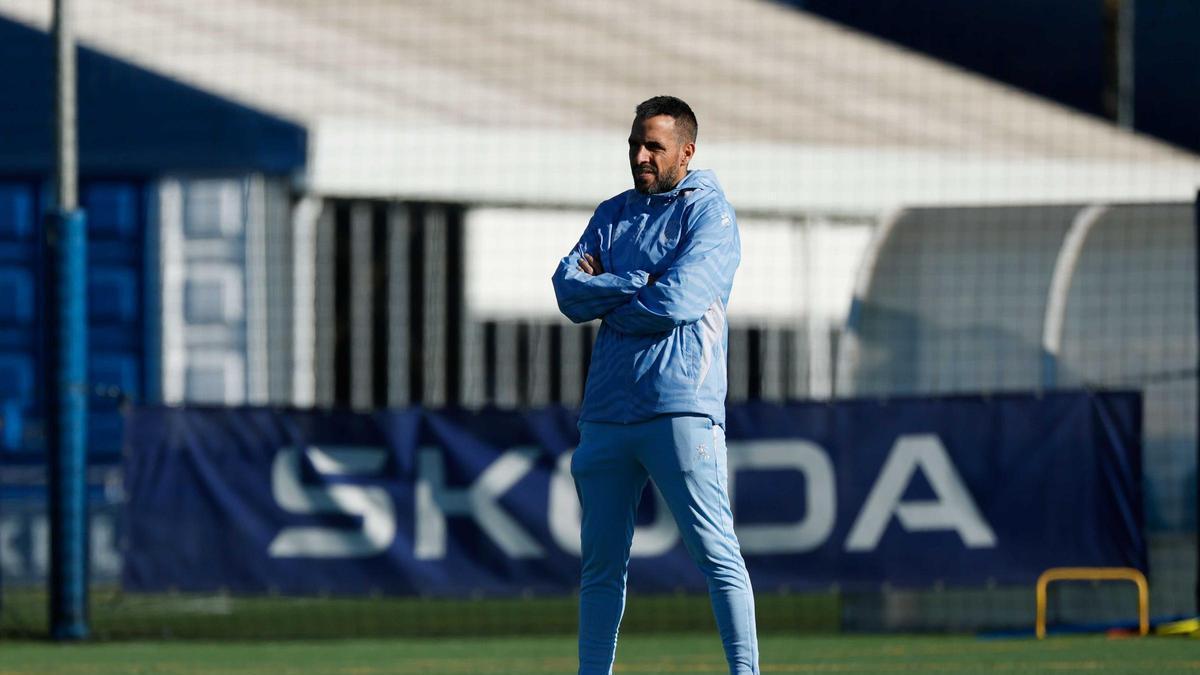 Raúl Jardiel, durante un entrenamiento con el Espanyol B.